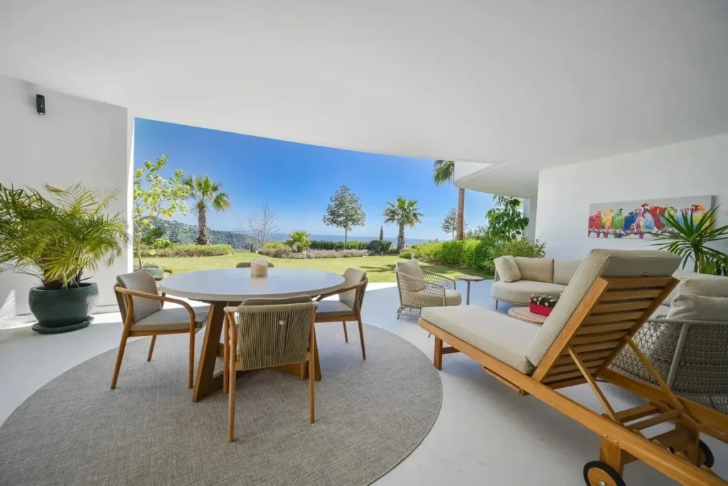 Elegantes Gartenapartment in Palo Alto, Ojén – Andalusischer Flair