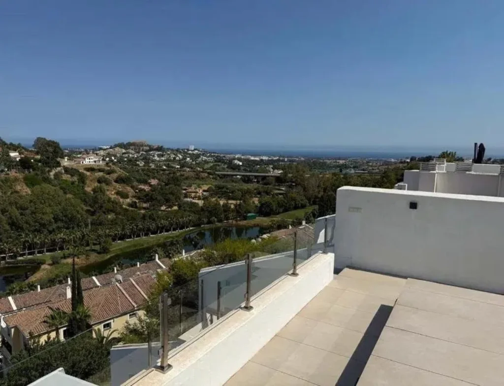 Elegantes Eck-Penthouse in La Quinta an der Costa del Sol
