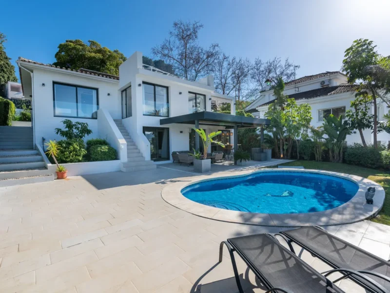 Elegante Villa in Marbella: Luxusleben an der Costa del Sol