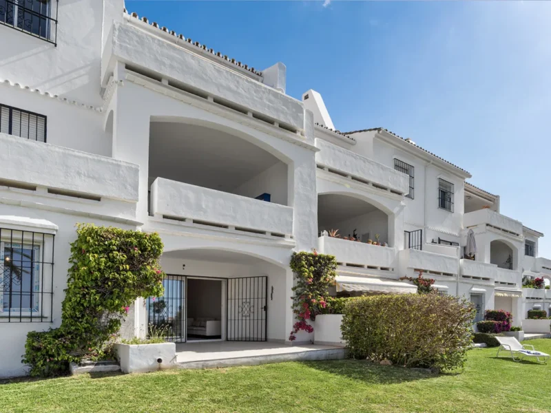 Elegantes Apartment mit Meerblick in Marbella, Costa del Sol