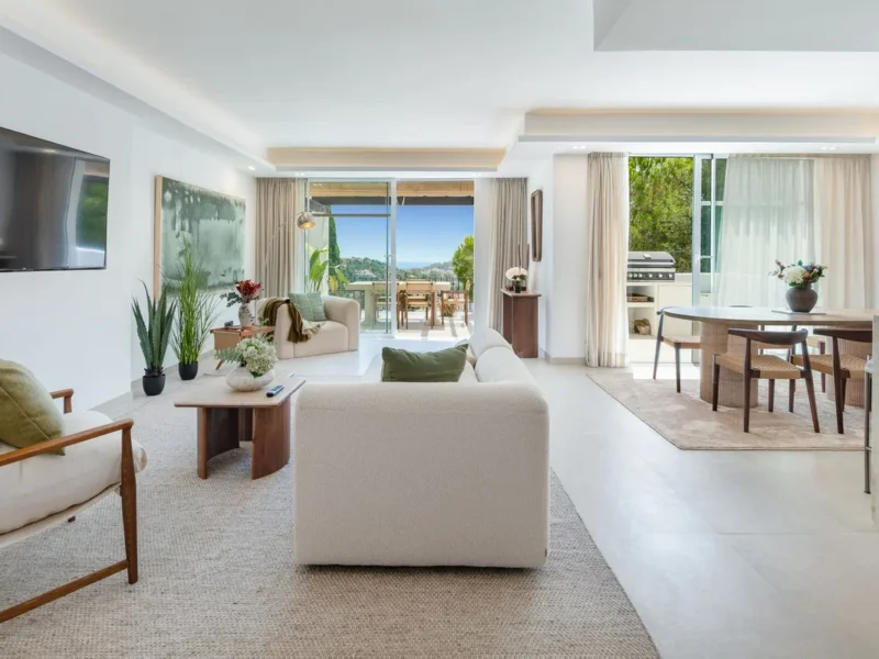 Elegantes Penthouse mit Meerblick in Marbella an der Costa del Sol
