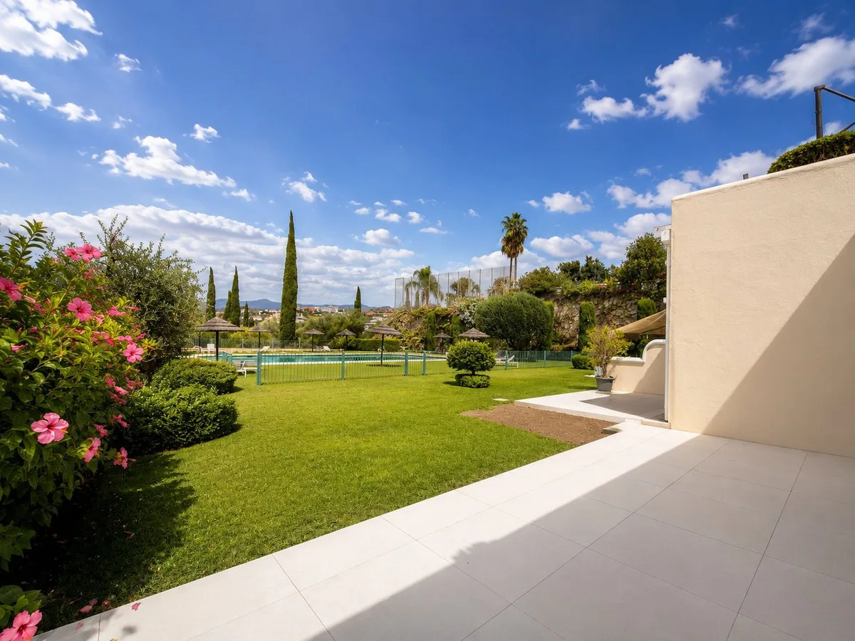 Elegantes Apartment in El Lago, Los Flamingos, Benahavís
