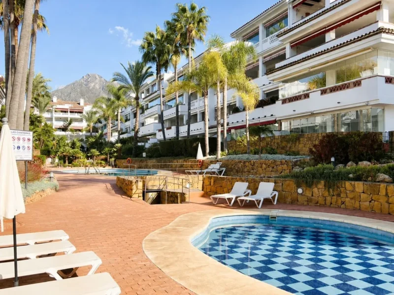 Elegante Wohnung in Marbella: Traumhafte Costa del Sol-Oase