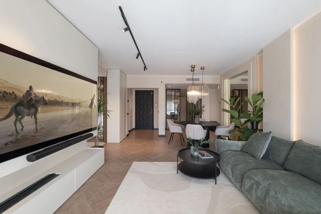 Luxuriöse Erdgeschosswohnung in Capanes del Golf, Marbella