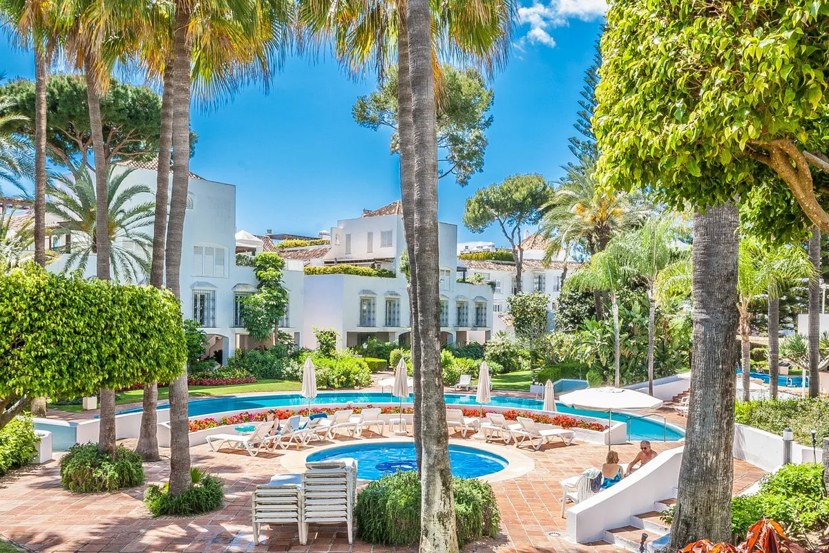 Luxuriöses Apartment in Elviria, Marbella – Strandnähe garantiert