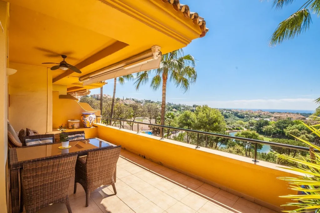 Elegante Wohnung in Elviria – Exklusive Lage an der Costa del Sol