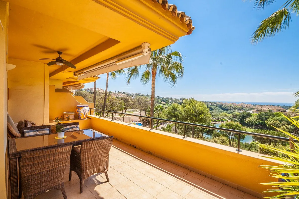 Elegante Wohnung in Elviria – Exklusive Lage an der Costa del Sol