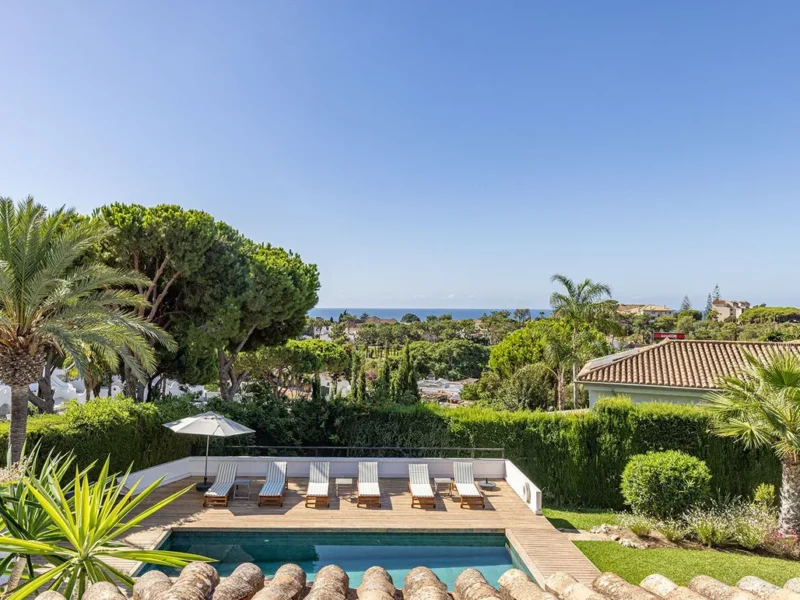 Elegante Villa in Hacienda Las Chapas an der Costa del Sol