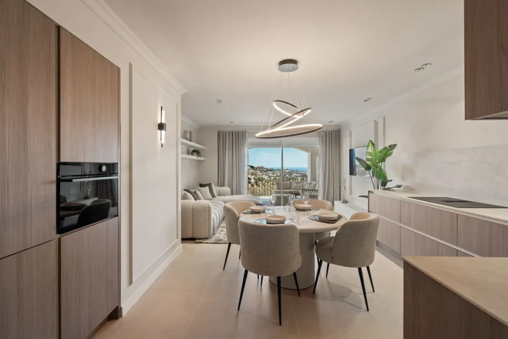 Luxuriöses Apartment mit Meerblick in Benahavís – Altos de La Quinta
