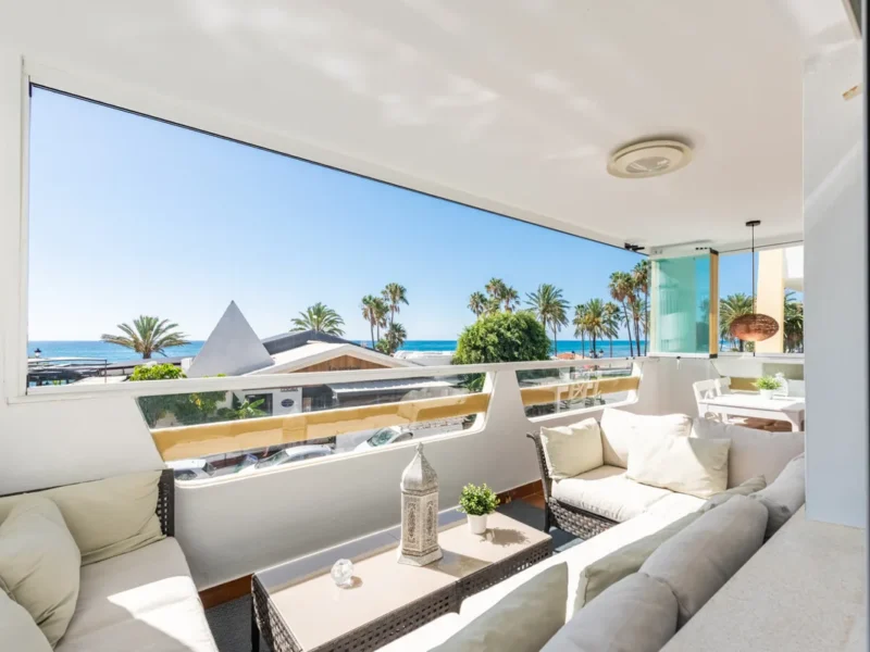 Mediterrane Wohnung mit Meerblick in San Pedro de Alcántara