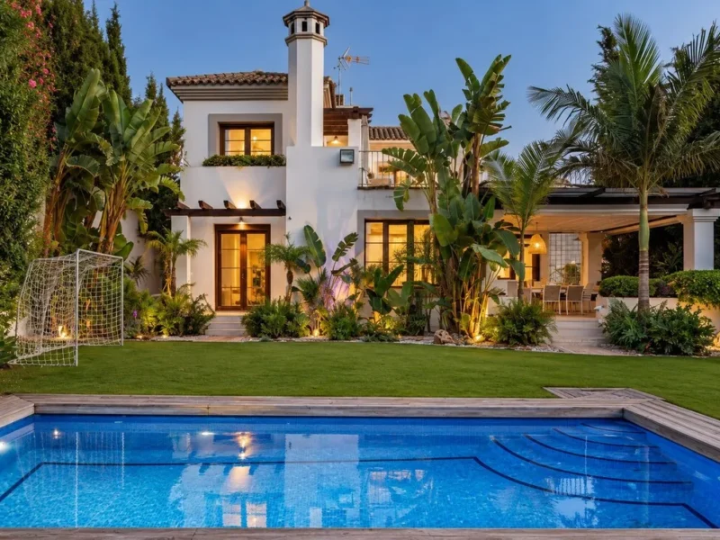 Exklusive Villa in La Resina Golf – Mediterraner Luxus an der Costa del Sol