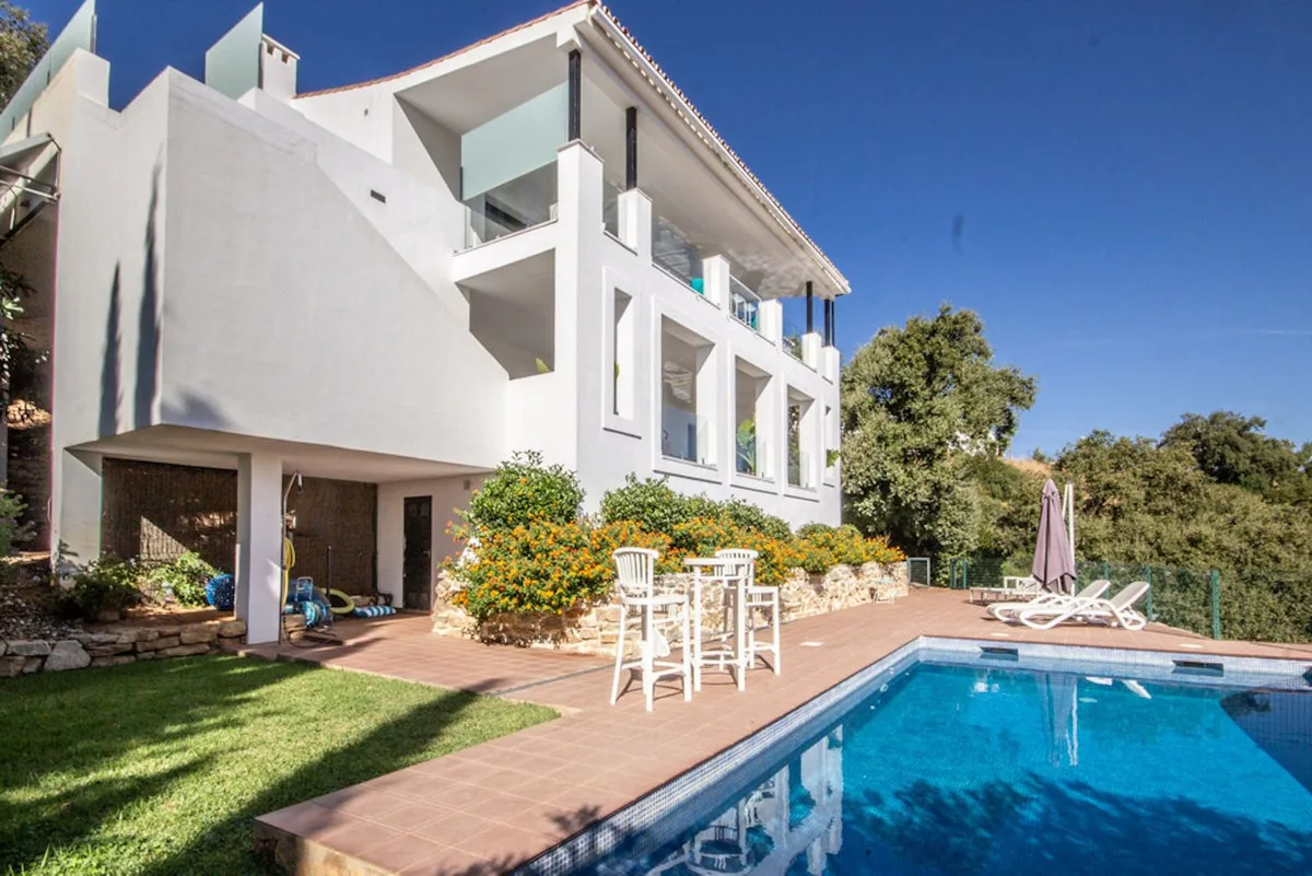Exklusive Familienvilla mit Panoramablick in La Mairena