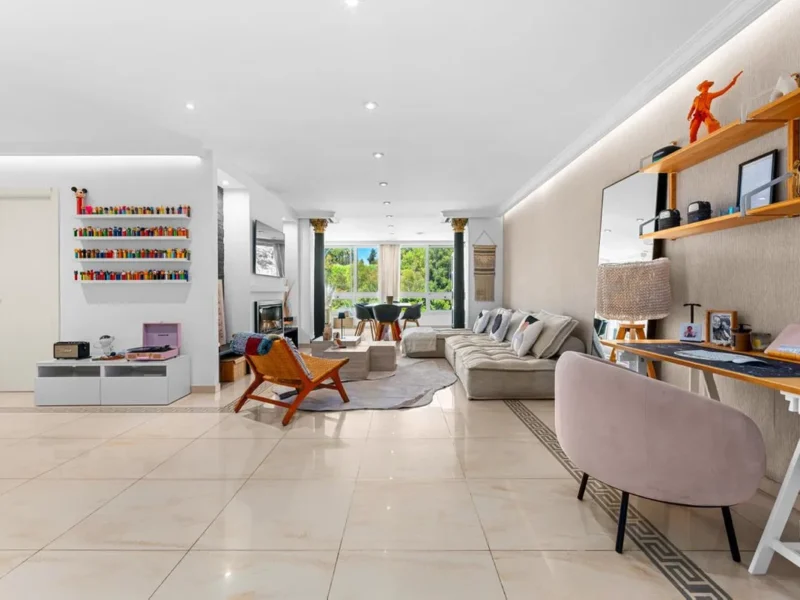 Elegantes Apartment mit Panoramablick in Marbella