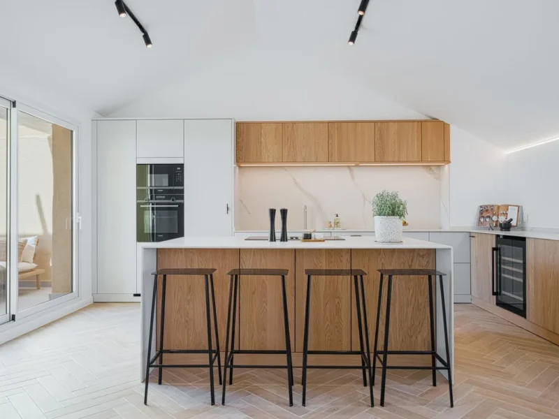 Exklusives Penthouse in Cancelada mit atemberaubendem Meerblick
