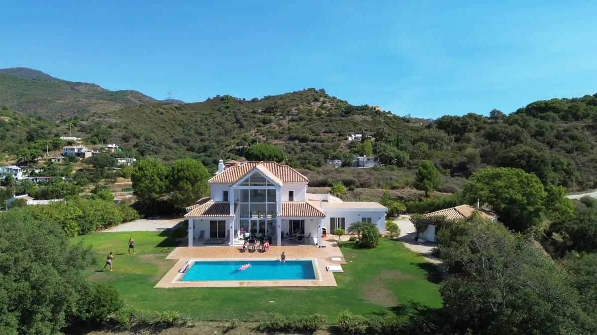 Exklusive Villa in Altos de Estepona: mediterraner Luxus pur