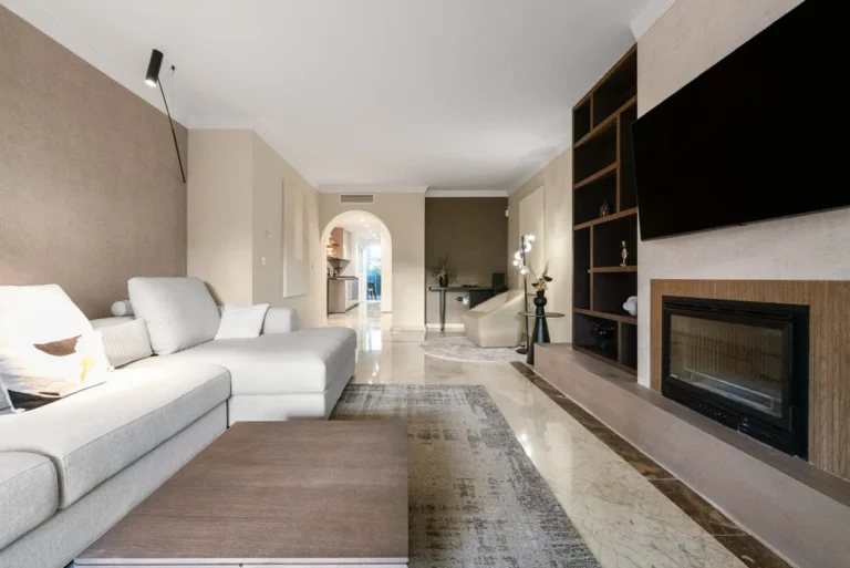 Elegante Erdgeschosswohnung in Marbella an der Goldenen Meile