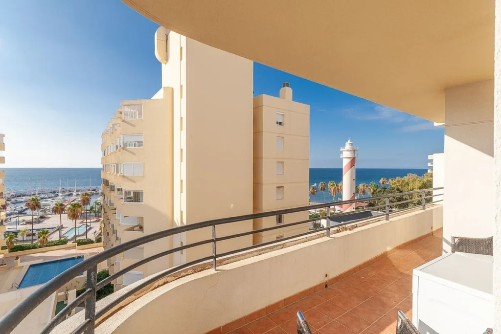 Luxuriöses Apartment mit Meerblick in Marbella ganz nah am Strand