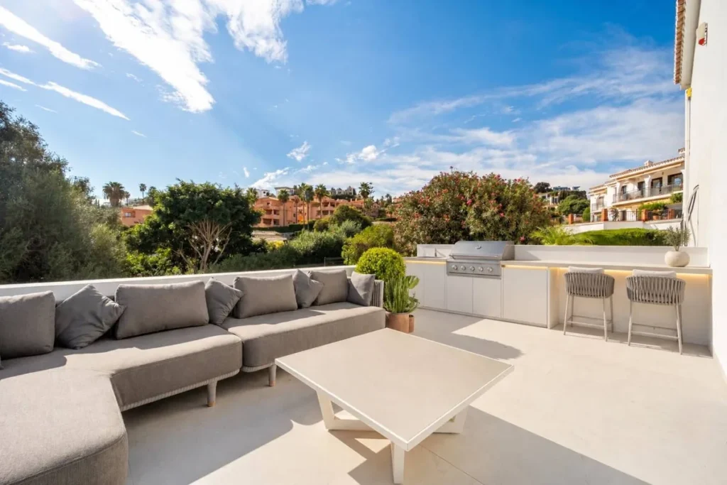Elegante Duplexwohnung mit Golfplatzblick in El Paraíso