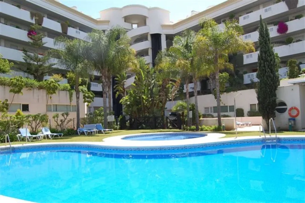 Elegante Wohnung in Puerto Banús – Costa del Sol Lebensgefühl