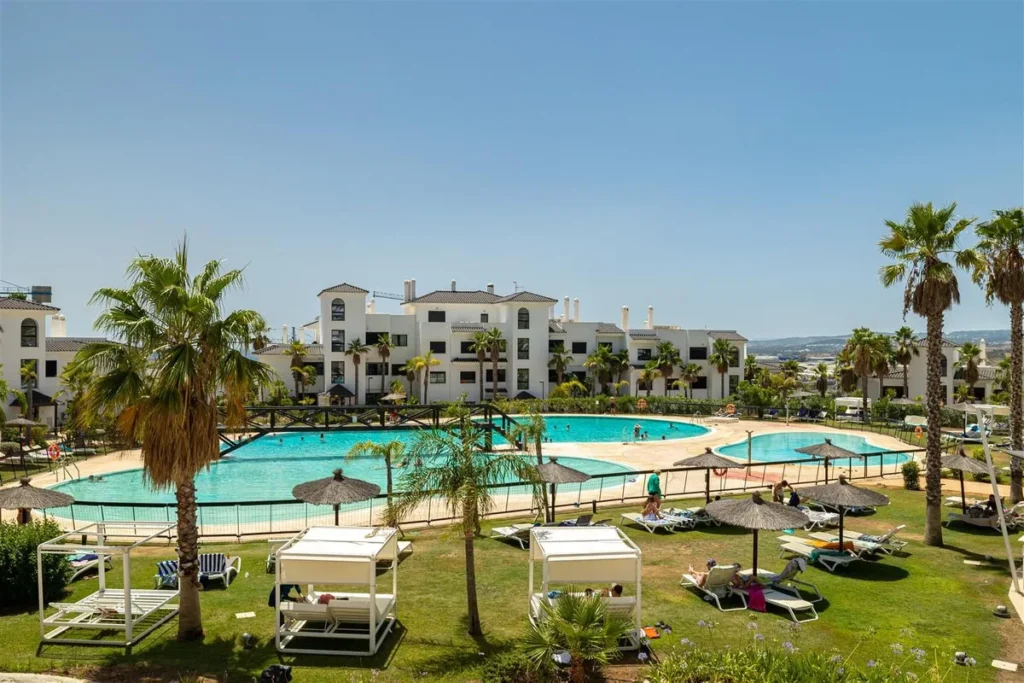 Exquisites Apartment mit Meeresblick in Estepona an der Costa del Sol