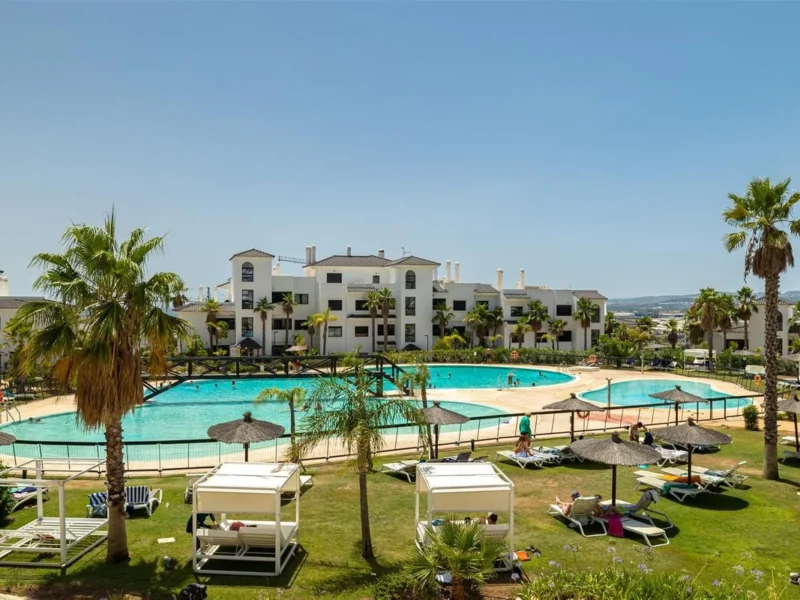 Exquisites Apartment mit Meeresblick in Estepona an der Costa del Sol