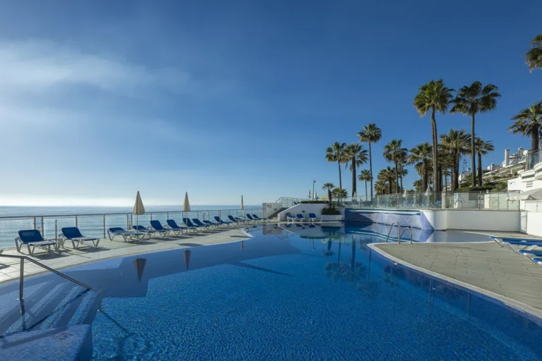 Elegantes Duplex-Penthouse in Estepona an der Costa del Sol