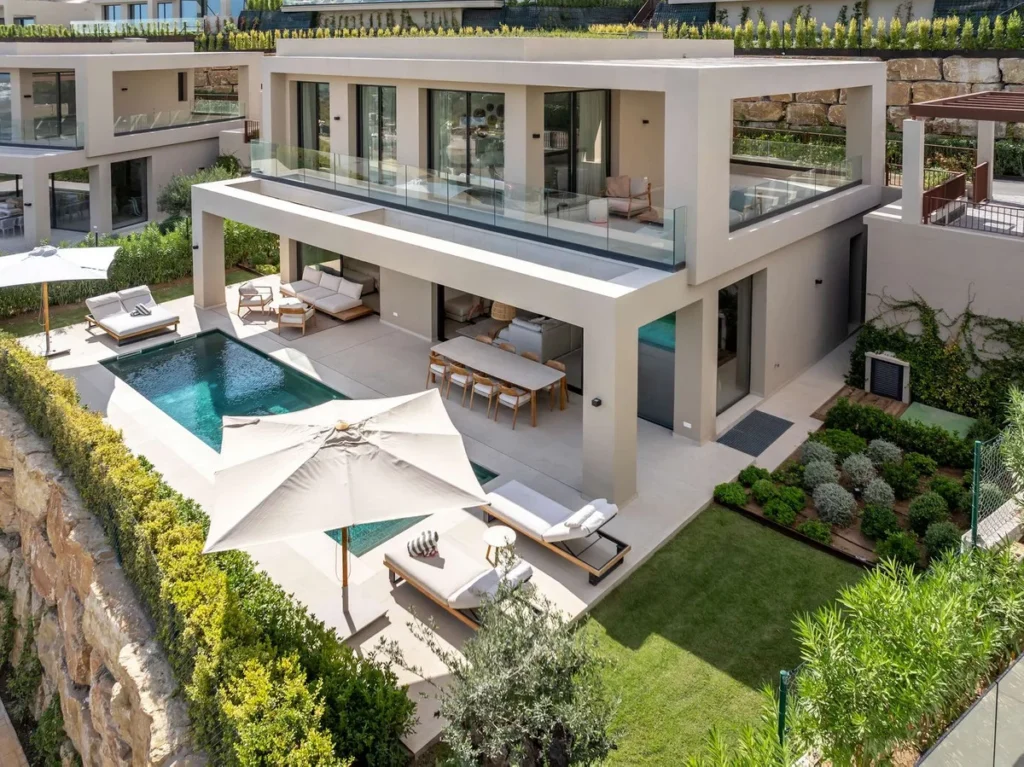 Elegante Villa in Marbella: Ihr Traumhaus an der Costa del Sol
