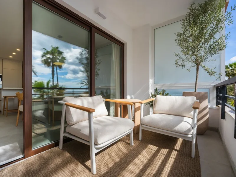 Modernes Apartment mit Meerblick im Herzen von Estepona