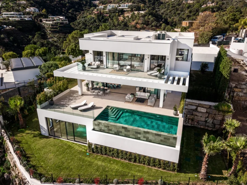 Luxuriöse Villa mit Panoramablick in El Madroñal, Benahavís