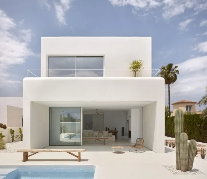 Moderne Residenz in Estepona: Elegantes Wohnen an der Costa del Sol