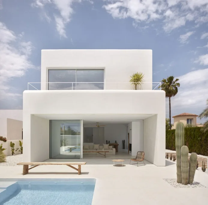 Moderne Residenz in Estepona: Elegantes Wohnen an der Costa del Sol